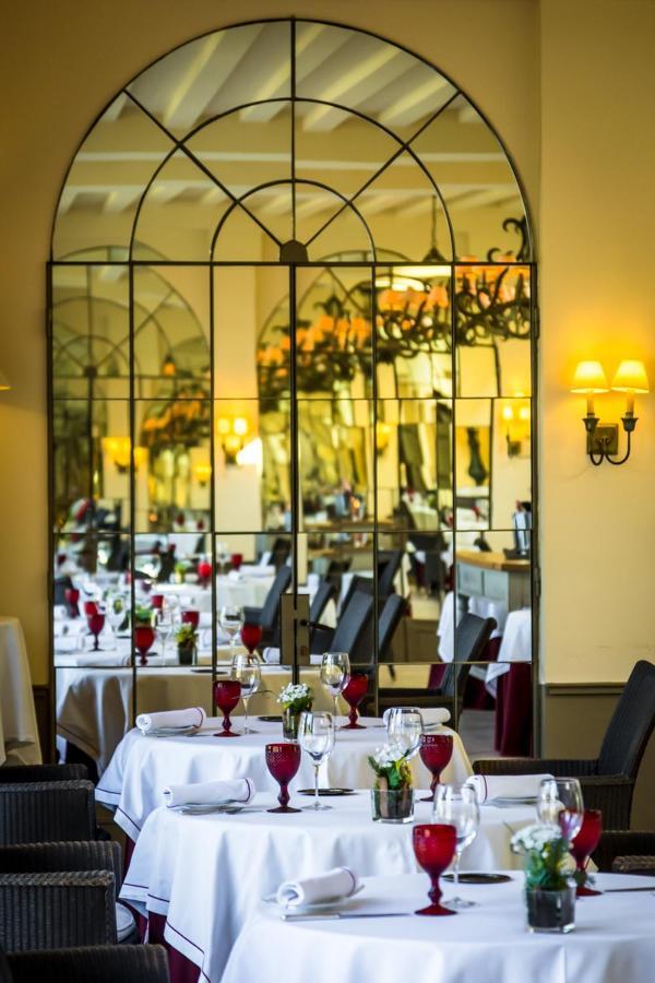 Château De Courban&spa Nuxe Hotel Courban
